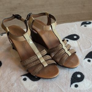 Paul Green Wedge Sandals 6-6.5